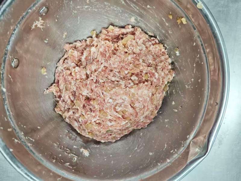 肉饼（煲仔饭）